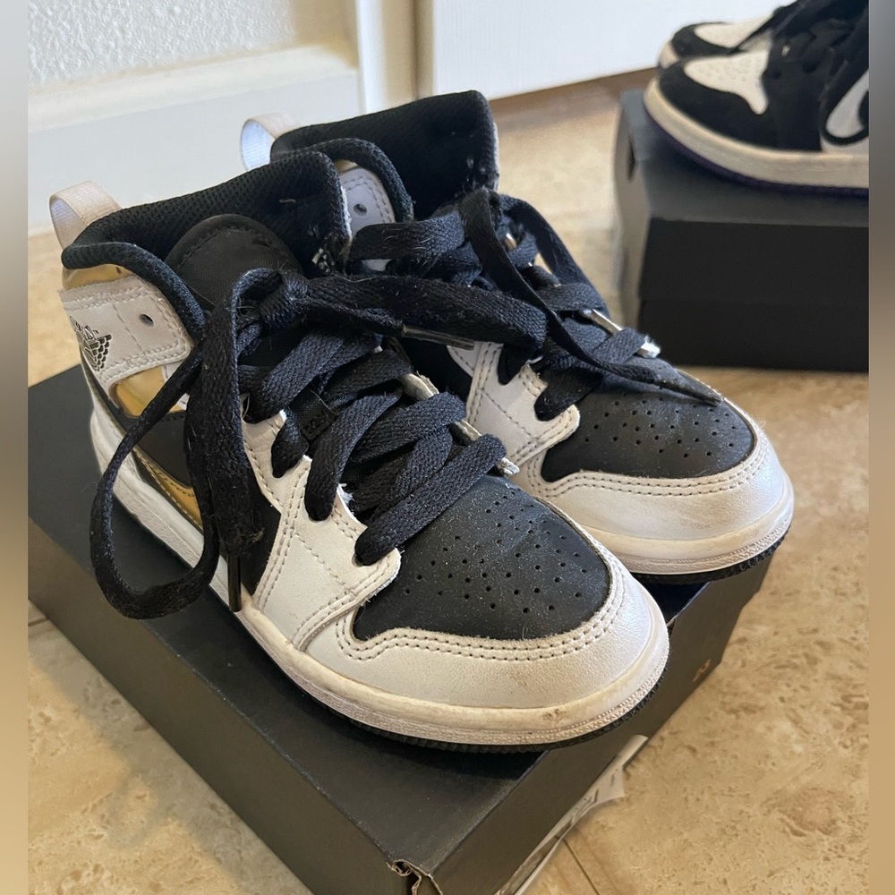 Kids Jordan 1 Mid, 11c, used, White, gold, black